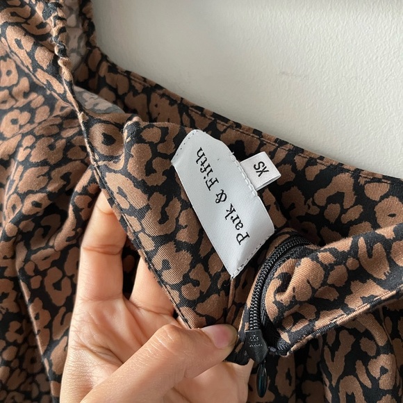 Park & Fifth Black and Brown Cheetah Brown Long Sleeve Leg Slit Dress - XS - Picture 12 of 12